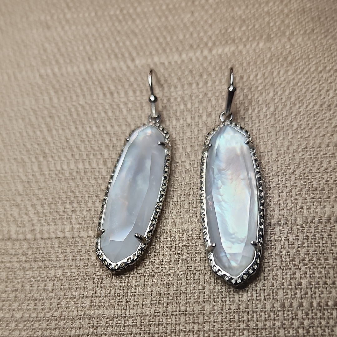 Kendra Scott Layla Silver Opalite Illusion Drop Earrings Pre-Loved In Ec 39$